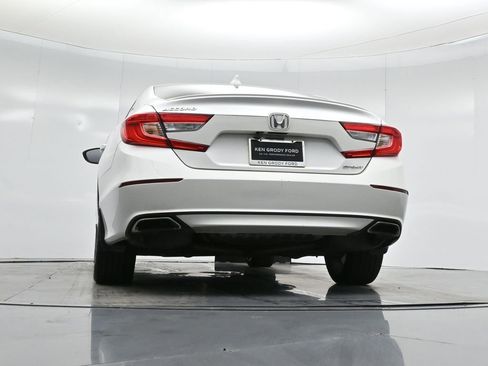 Used 2018 Honda Accord Sport image 47