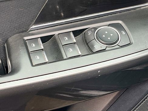 Used 2022 Ford F150 XLT w/ Equipment Group 302A High AWD/4WD image 18
