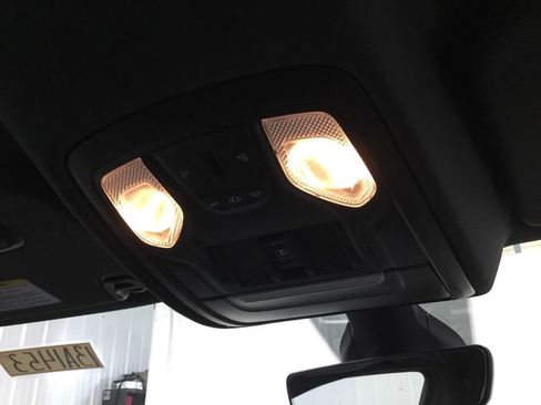 Used 2022 RAM 1500 Big Horn AWD/4WD image 24