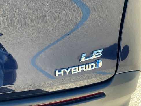 Certified 2023 Toyota Sienna LE FWD image 21