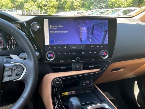 Used 2024 Lexus NX 350 AWD image 9