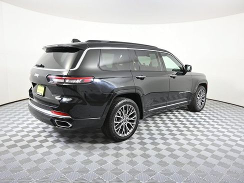 Used 2024 Jeep Grand Cherokee L Summit AWD/4WD image 6