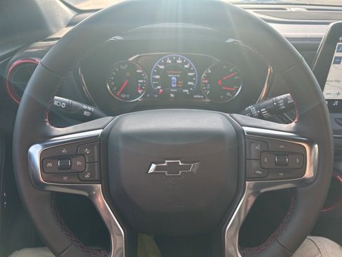 Used 2025 Chevrolet Blazer RS image 28