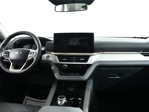 New 2026 Ford Explorer Active w/ Active Comfort Package AWD/4WD image 7