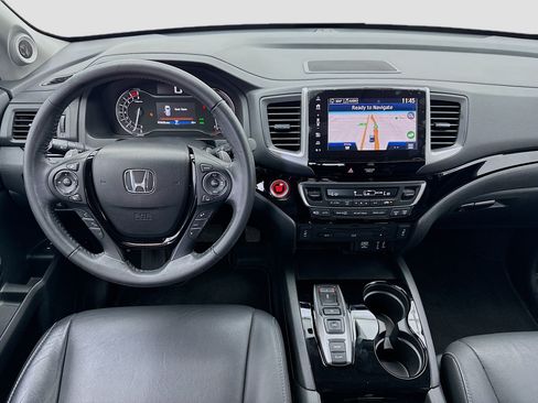 Used 2017 Honda Pilot Touring image 15