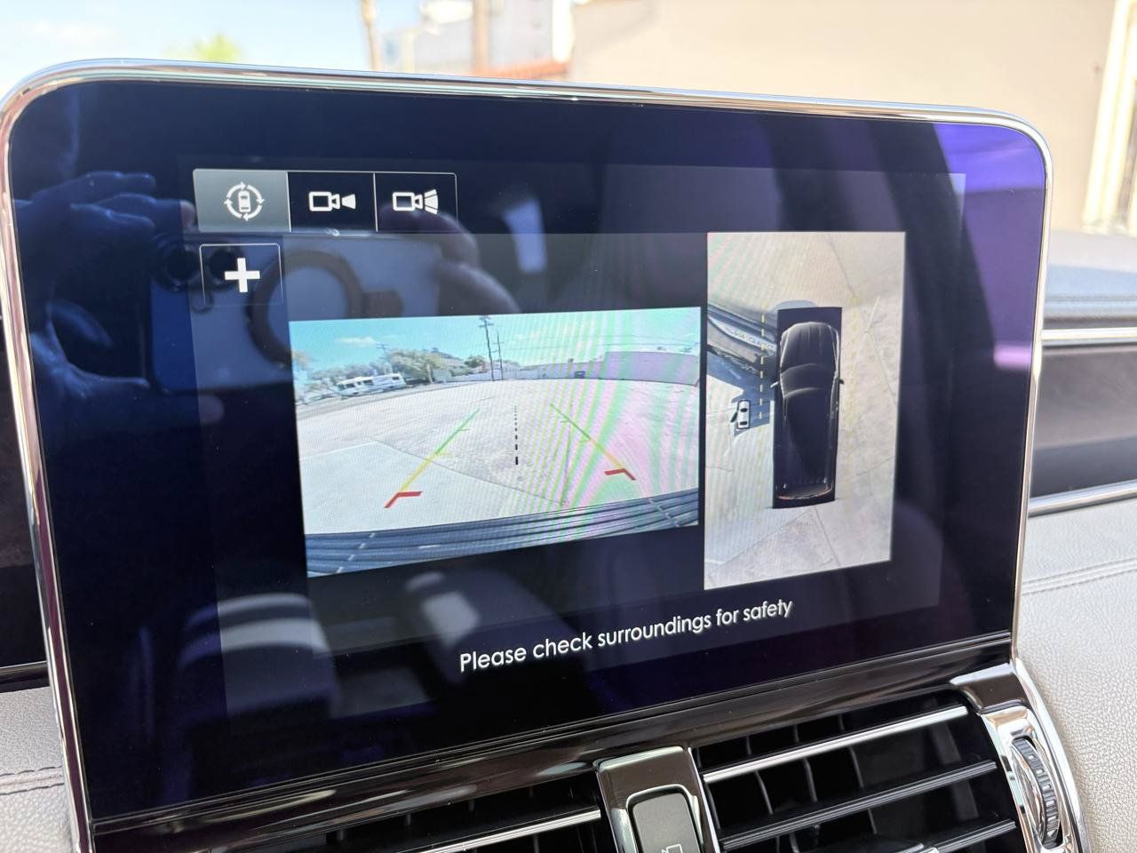 Used 2018 Lincoln Navigator Select w/ Technology Package RWD image 33