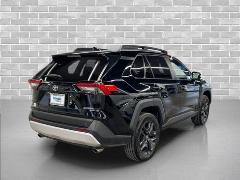 Used 2024 Toyota RAV4 Adventure image 5