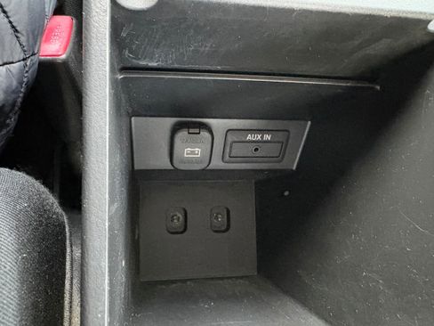 Used 2012 MAZDA MAZDA3 i Sport FWD image 39