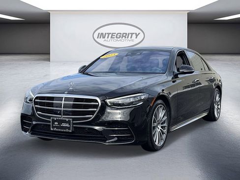 Used 2023 Mercedes-Benz S 580 4MATIC Sedan image 4