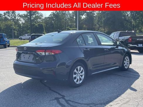 Used 2024 Toyota Corolla LE FWD image 5