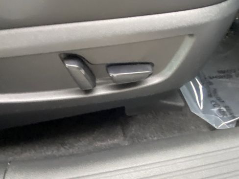 Used 2024 INFINITI QX50 Luxe image 23