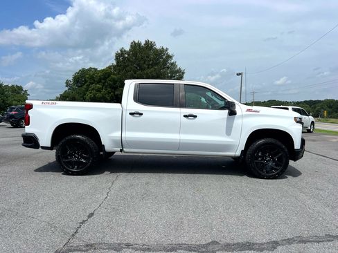Used 2022 Chevrolet Silverado 1500 LT Trail Boss w/ Convenience Package II image 8