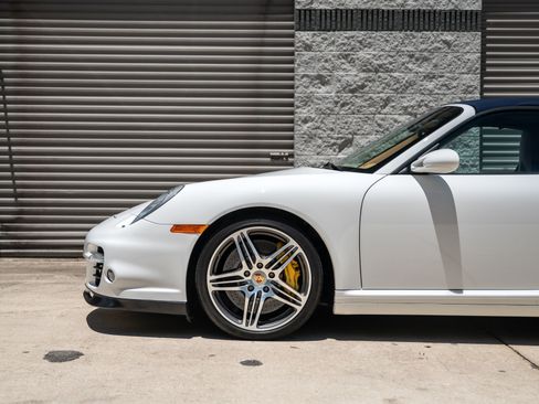 Used 2008 Porsche 911 Turbo AWD/4WD image 16