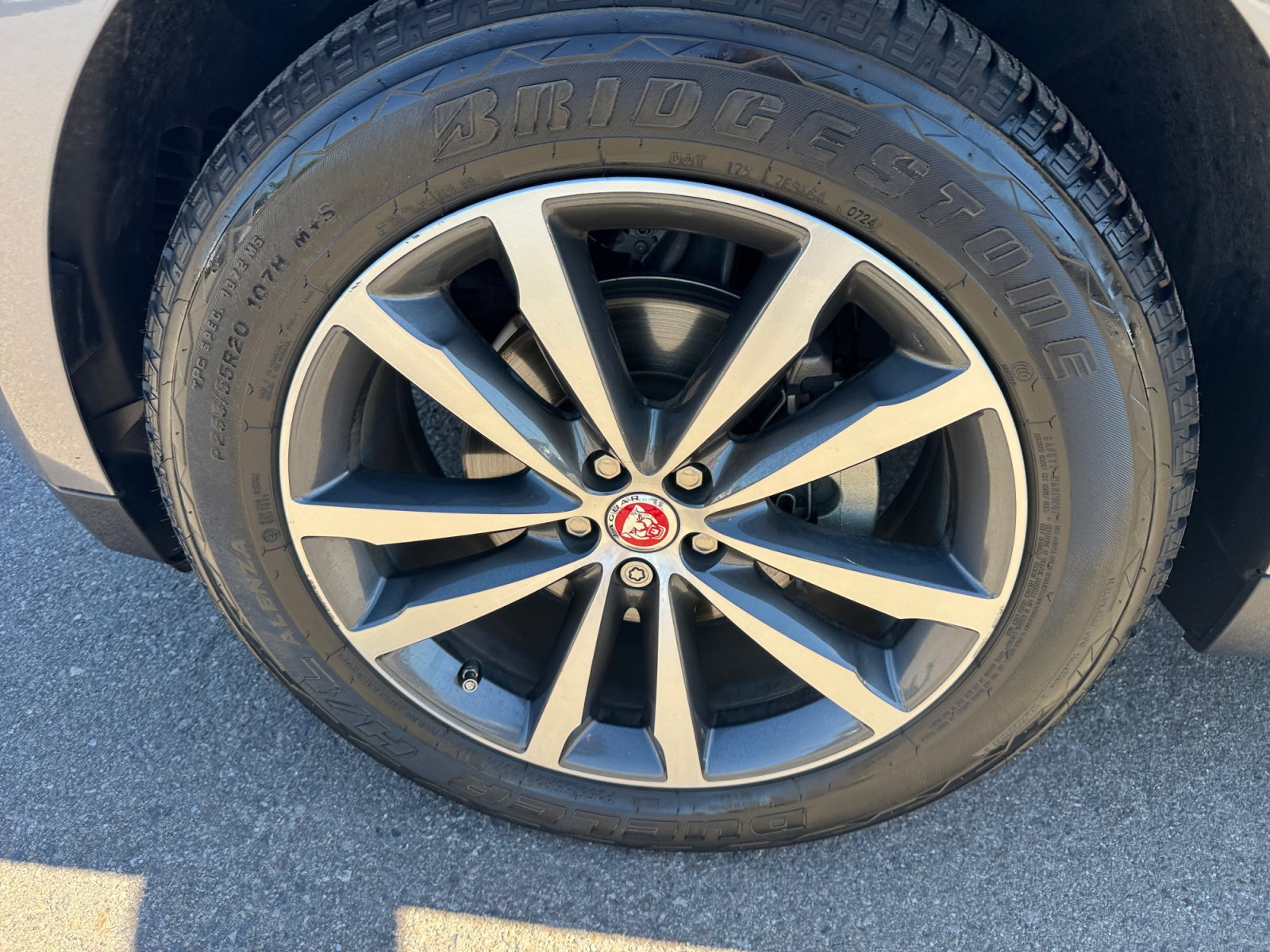 Used 2020 Jaguar F-PACE Prestige AWD/4WD image 26
