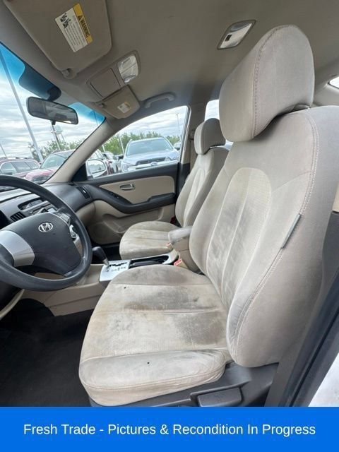 Used 2009 Hyundai Elantra GLS FWD image 11