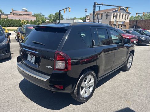 Used 2015 Jeep Compass High Altitude AWD/4WD image 5