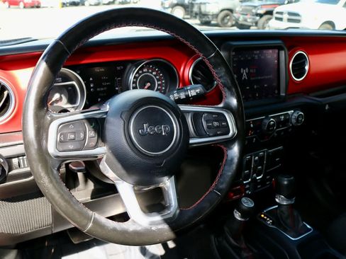 Used 2021 Jeep Wrangler Unlimited Rubicon AWD/4WD image 21