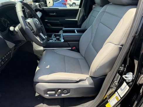 Used 2025 Toyota Tundra SR5 w/ Advanced Technology Package AWD/4WD image 20