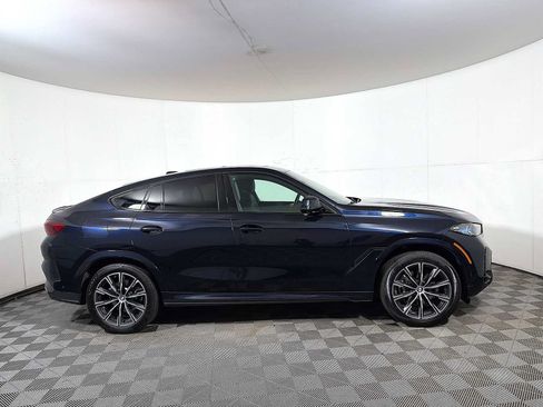 Used 2025 BMW X6 xDrive40i AWD/4WD image 7