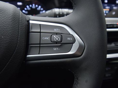 New 2026 Jeep Compass Latitude image 25