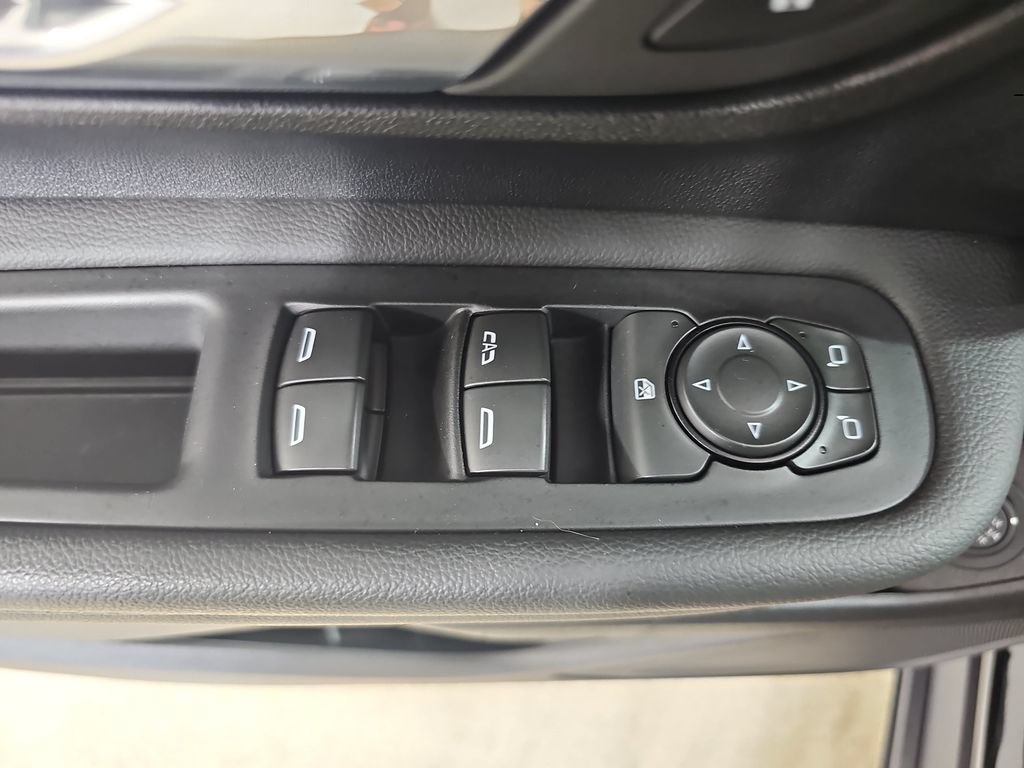 Certified 2023 GMC Terrain SLE w/ Driver Convenience Package FWD image 33