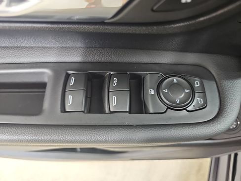Used 2023 GMC Terrain SLE w/ Driver Convenience Package FWD image 33