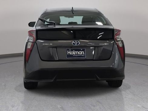 Used 2016 Toyota Prius Three Touring FWD image 7