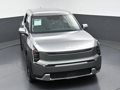 Used 2024 Kia EV9 Light Long Range image 53