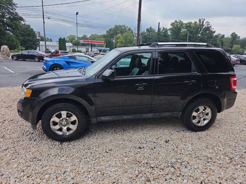 Used 2011 Ford Escape Limited w/ 301A Rapid Spec Order Code AWD/4WD image 3