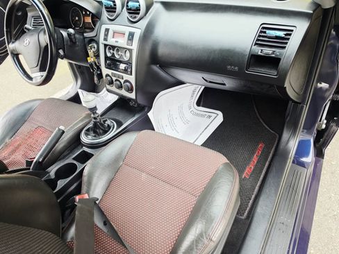 Used 2006 Hyundai Tiburon SE image 12