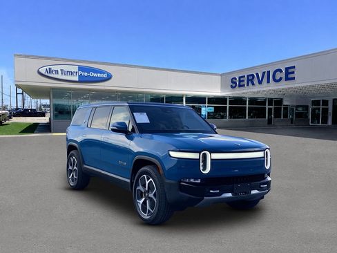 Used 2023 Rivian R1S Adventure AWD/4WD image 2