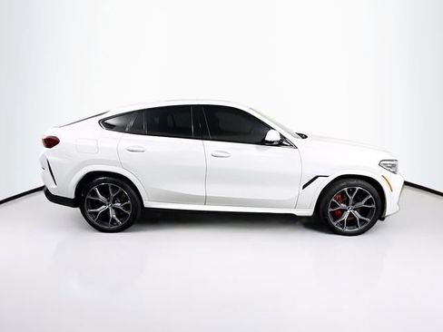 Used 2021 BMW X6 xDrive40i w/ M Sport Package image 9