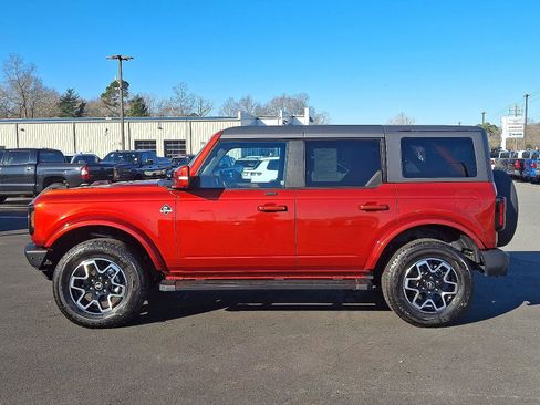 Used 2024 Ford Bronco Outer Banks image 7