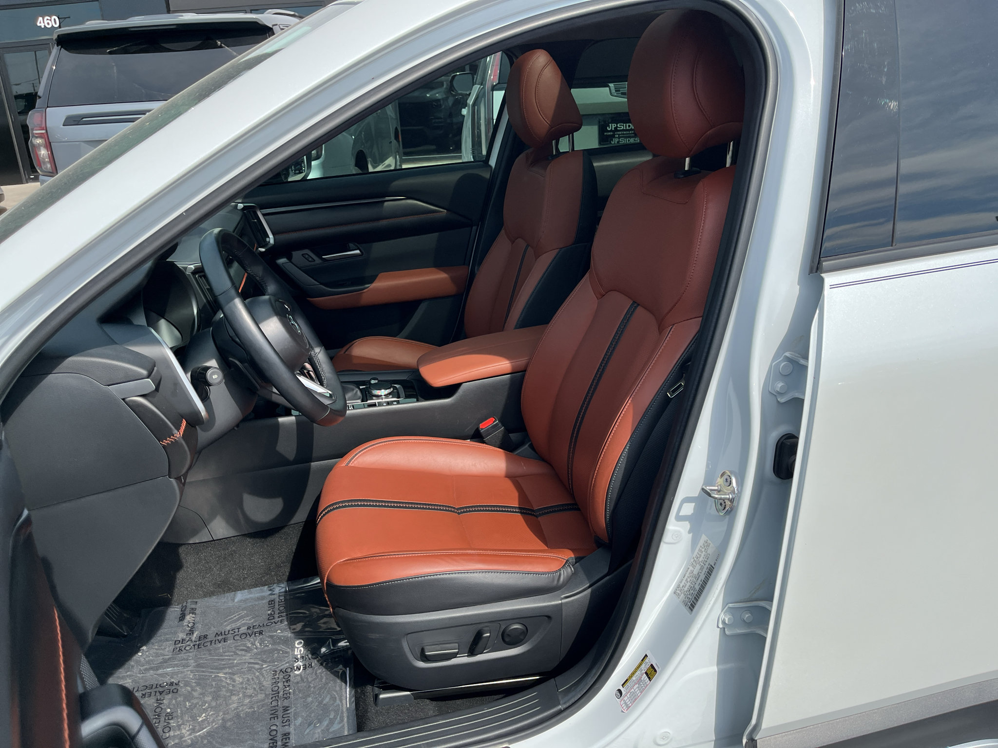 Certified 2025 MAZDA CX-50 AWD 2.5 Turbo w/ Accent Package image 32