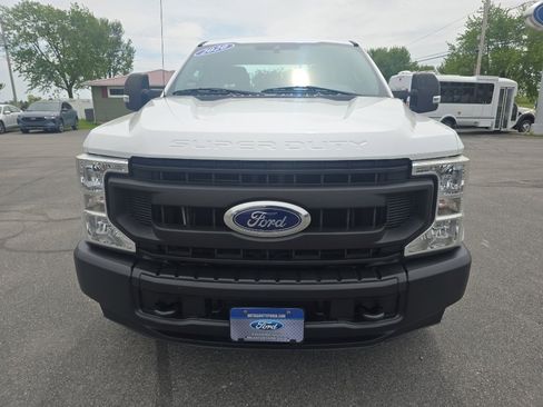 Used 2020 Ford F250 XL w/ Power Equipment Group RWD image 3