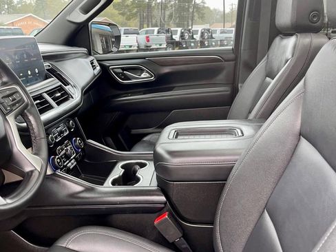 Certified 2023 Chevrolet Tahoe Z71 w/ Luxury Package image 15