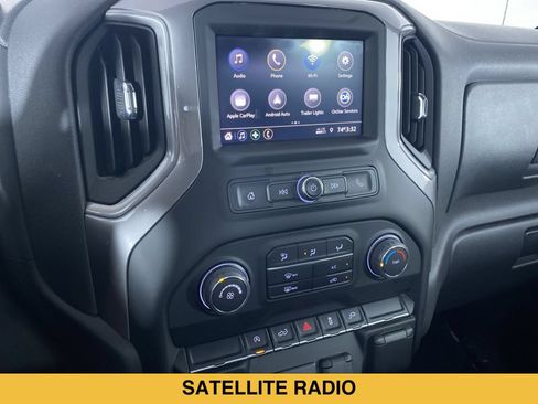 Certified 2022 Chevrolet Silverado 1500 Custom AWD/4WD image 5