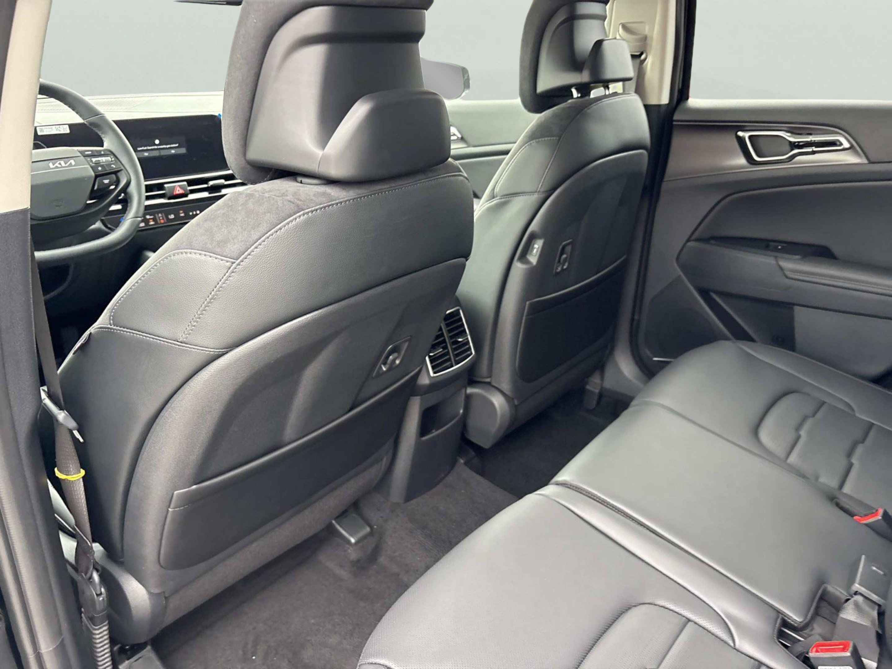 New 2027 Kia Sportage SX AWD/4WD image 14