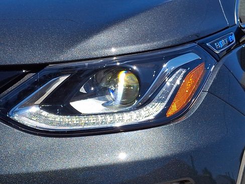 Used 2020 Chevrolet Bolt Premier w/ Infotainment Package FWD image 9