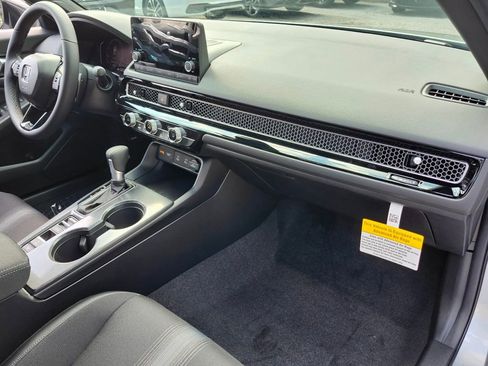 New 2026 Honda Civic Sport image 16