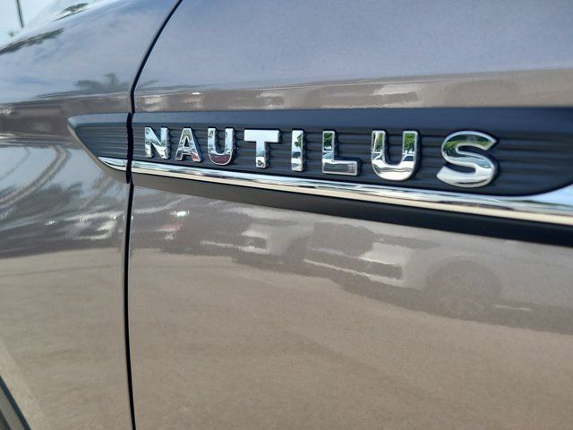 Certified 2021 Lincoln Nautilus FWD w/ Equipment Group 101A image 11
