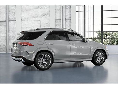 New 2026 Mercedes-Benz GLE 580 4MATIC image 19