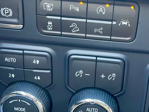 New 2026 Chevrolet Tahoe RST image 12