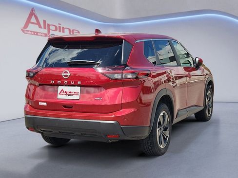 Used 2025 Nissan Rogue SV AWD/4WD image 5