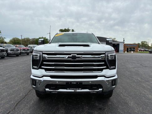 Used 2024 Chevrolet Silverado 2500 LTZ w/ LTZ Plus Package AWD/4WD image 9