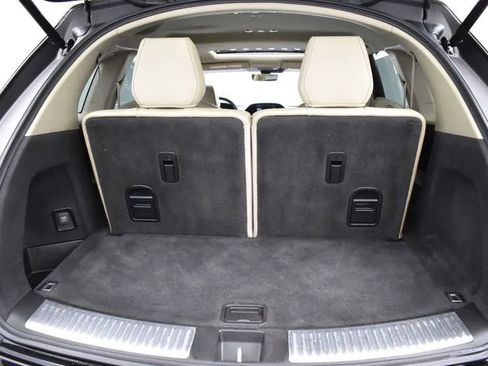 Used 2019 Acura MDX Advance Pkg Sport Utility 4D image 16