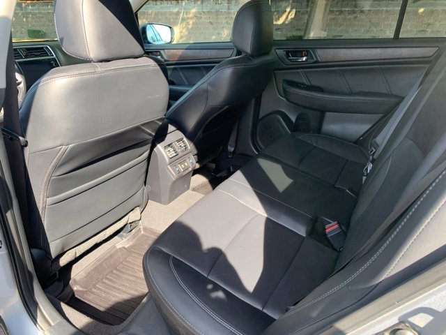 Used 2019 Subaru Outback 3.6R Limited AWD/4WD image 17