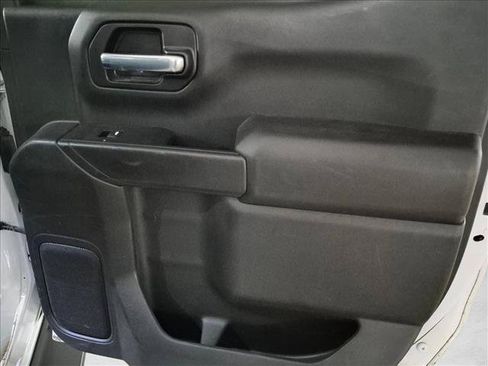 Used 2023 Chevrolet Silverado 1500 Custom RWD image 9