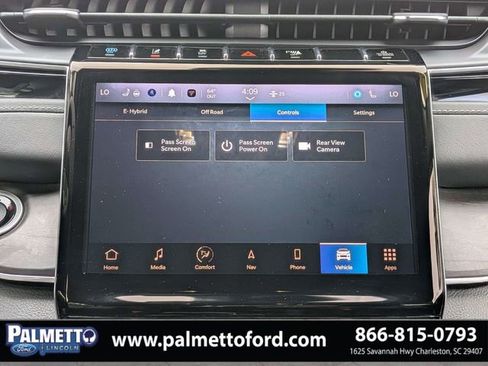 Used 2023 Jeep Grand Cherokee 4WD 4xe image 19