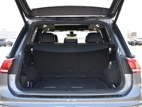 Used 2022 Volkswagen Tiguan SEL R-Line AWD/4WD image 31